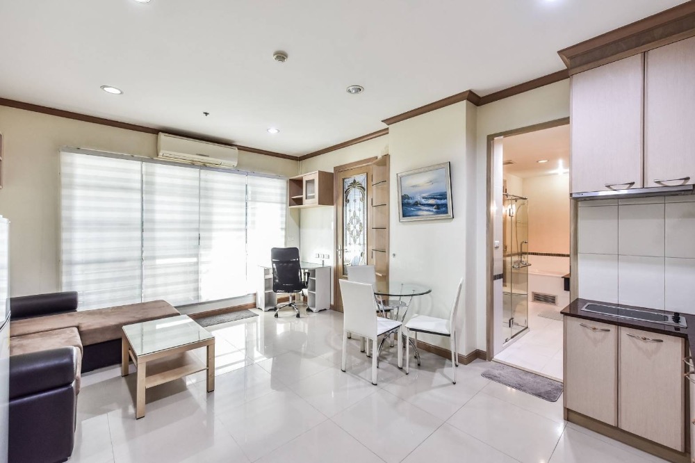 ให้เช่าคอนโดราชเทวี พญาไท : For Rent: 1-Bedroom size 55 sq.m. Condo in Phaya Thai – Ratchathewi! ✨