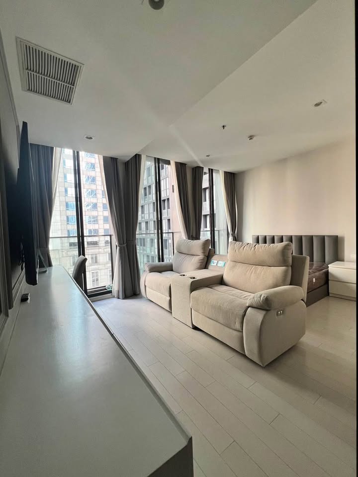 For RentCondoWitthayu, Chidlom, Langsuan, Ploenchit : +++For rent urgently Noble Ploenchit ** 1 bedroom, 1 bathroom, size 45 sq m., fully furnished, ready to move in +++