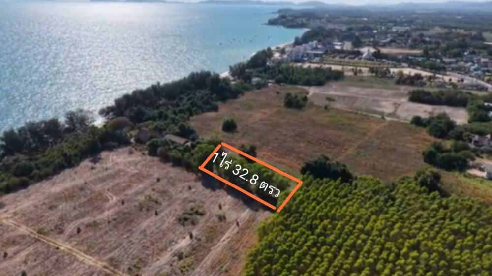 For SaleLandRayong : Land for Sale at Haad Payoon Beach!!! Great Atmosphere!! Quiet and Peaceful!! Close to the Sea!! Surrounded by Resorts and Hotels! Bright Future with Huge Profits Guaranteed!!