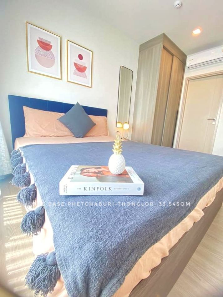 For SaleCondoRama9, Petchburi, RCA : Condo for sale with tenants, invest and receive money immediately, corner room, The Base Petchaburi–Thonglor: The Base Petchaburi–Thonglor, 33.54 sq m., Thonglor area