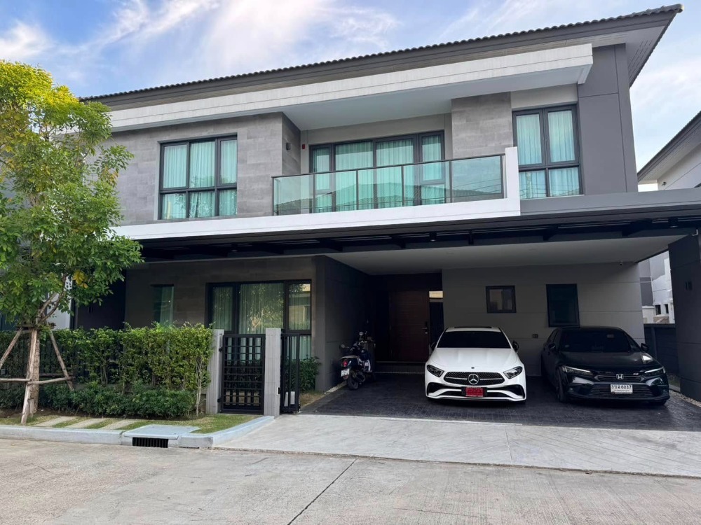 For RentHouseNawamin, Ramindra : 🔴90,000฿🔴🏠 Single house, The City Watcharapol ✅ Beautiful house, good location, near the shopping mall 🎉🎉 Happy to serve 🙏 Interested, please contact 𝙇𝙄𝙉𝙀 (very fast response): 📱 Property code 6801-0606 📱: Line ID: @bbcondo88