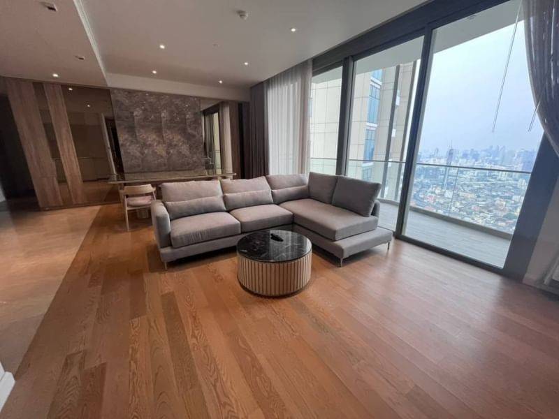 For RentCondoWongwianyai, Charoennakor : LTHC11516 - Magnolias waterfront FOR RENT Size 174 sqm. 4 beds 4 baths Near BTS Khlong San Station ONLY 180K/Month