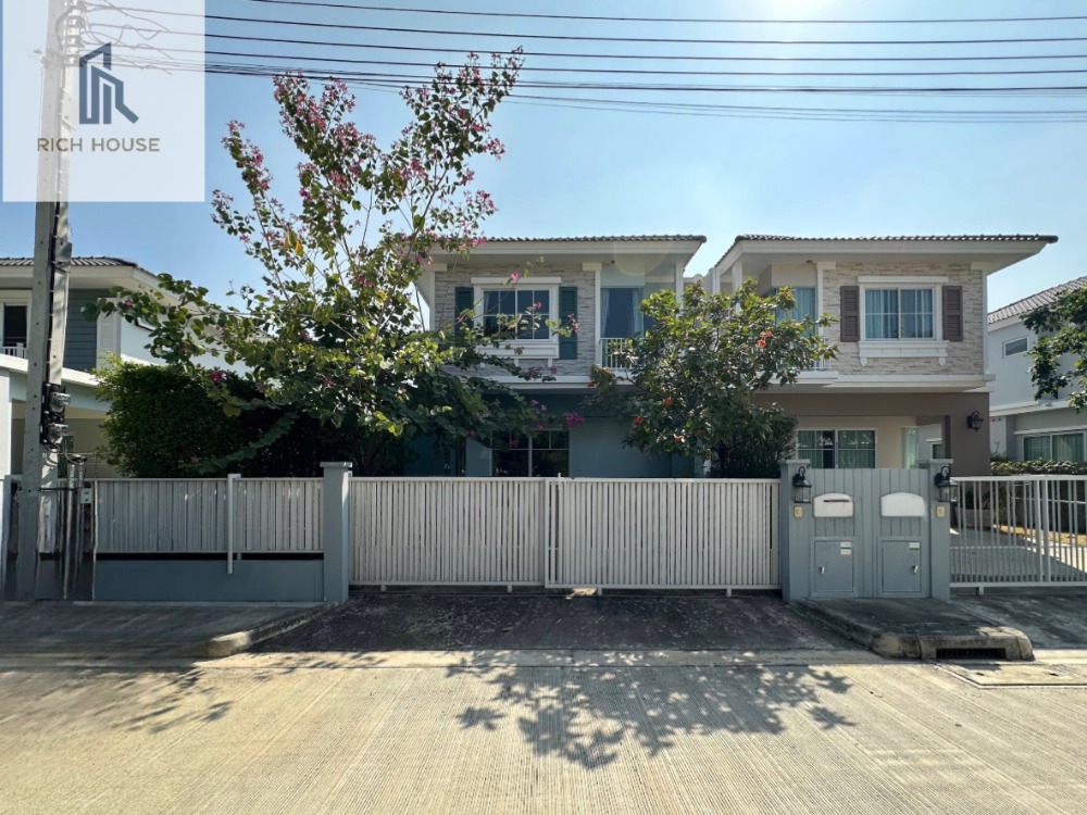 For SaleHousePhutthamonthon, Salaya : For sale: semi-detached house (front of the garden), Villaggio Pinklao - Salaya Village (Villaggio Pinkhlao - Salaya), Sala Klang, Bang Kruai, Nonthaburi