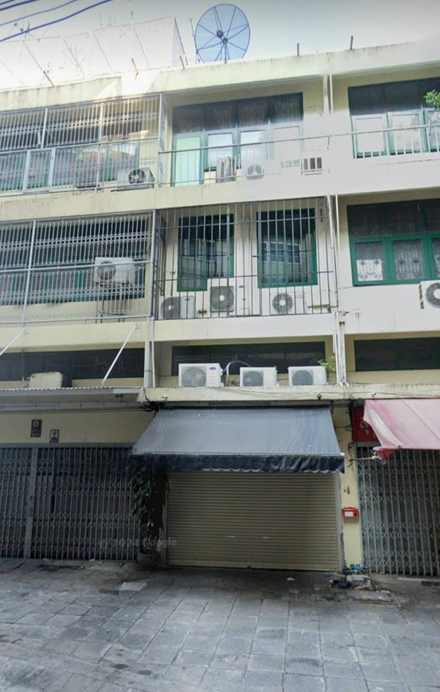 For RentHome OfficeYaowarat, Banglamphu : Home Office for rent, Soi Maen Si, fully furnished, ready to work, near MRT Sam Yot, about 1 km. Suitable for start-ups, live broadcasts, stocking goods, or other businesses.