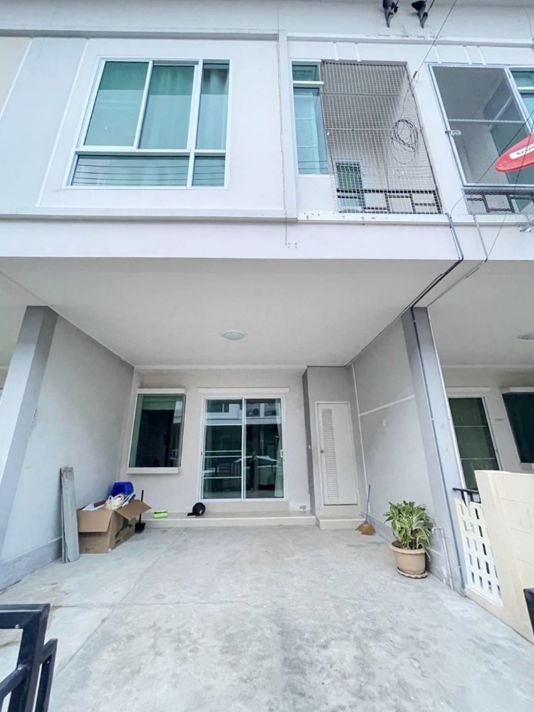 For RentTownhouseChiang Mai : Townhome for rent near by 5 min to 89 Plaza, No.15H647