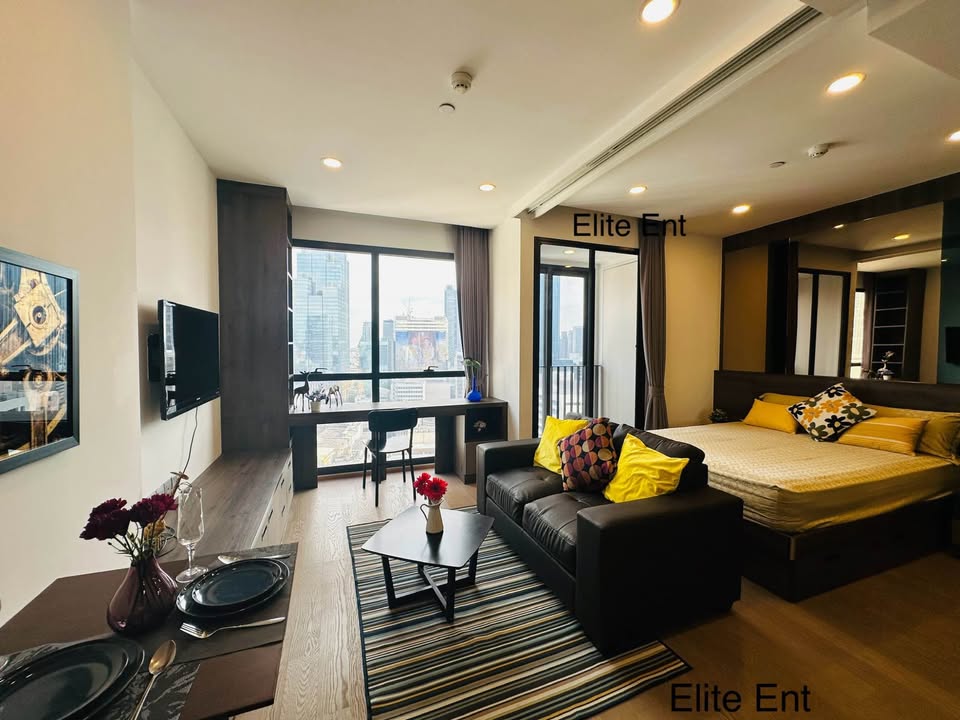 For RentCondoSiam Paragon ,Chulalongkorn,Samyan : Condo for rent: Ashton Chula Silom, a luxury condo in a modern industrial style, located in the heart of the city!