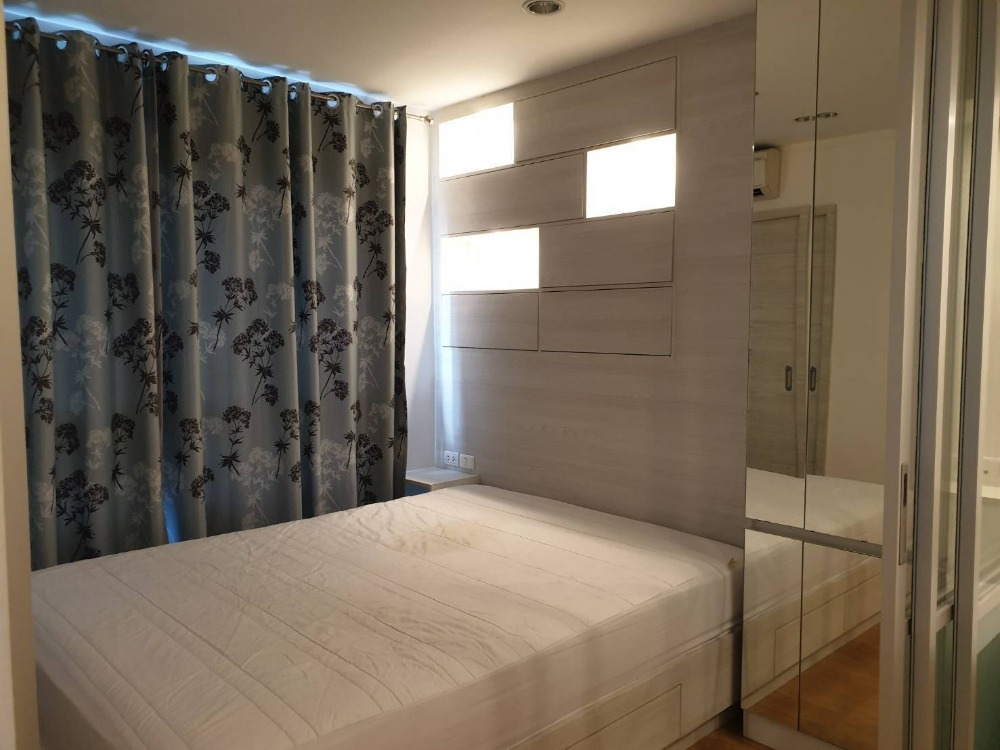 For RentCondoPattanakan, Srinakarin : ✨Lumpini Place Srinakarin - Huamak Station Lumpini Place Srinakarin - Huamak Station Urgent for rent!! Near Airportlink Huamak Station Book first, get first / Room ready to move in on 8 Jan.