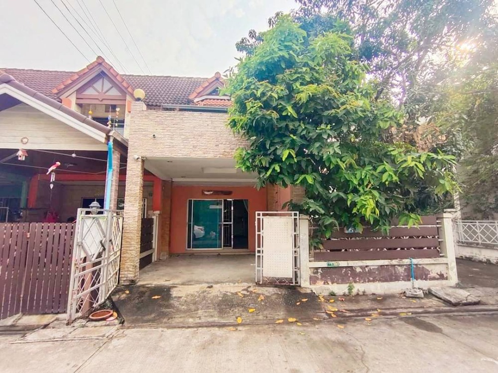 For SaleTownhomeMin Buri, Romklao : Townhouse Poonsin Thani 3 / 2 Bedrooms (FOR SALE), Poonsin Thani 3 / Townhome 2 Bedrooms (FOR SALE) DEAR013