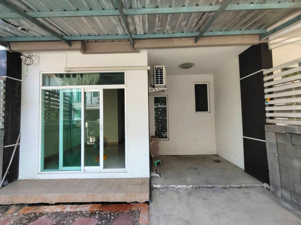 For SaleTownhouseMin Buri, Romklao : Townhome Gusto Townhome Ramkhamhaeng / 3 Bedrooms (FOR SALE), Gusto Townhome Ramkhamhaeng / 3 Bedrooms (FOR SALE) DEAR018