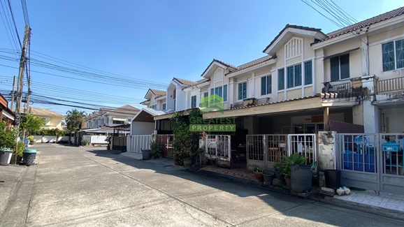 For SaleTownhousePathum Thani,Rangsit, Thammasat : Village Pruksa Ville 16/1 Rangsit-Ongkharak Khlong 3, urgent sale, 2-storey townhouse, area 21.40 sq m, good location, Thanyaburi, Pathum Thani, negotiable price