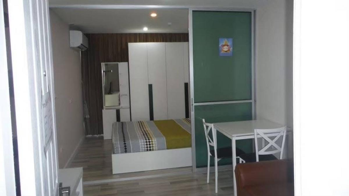 For RentCondoRamkhamhaeng, Hua Mak : Condo for rent: The Cube Ramkhamhaeng, Floor: 4, Room size: 28 sq m., Price: 8,000 baht, Near the station: Yellow Line