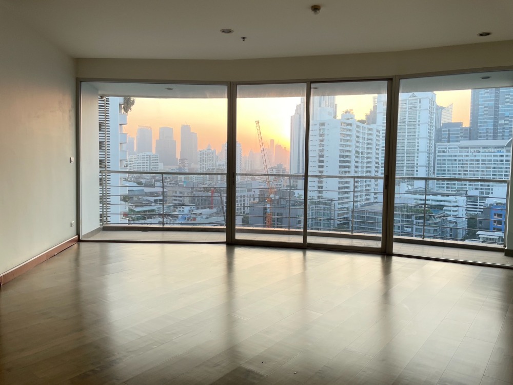 For SaleCondoSukhumvit, Asoke, Thonglor : 3bed 3bath unblocked view for sale