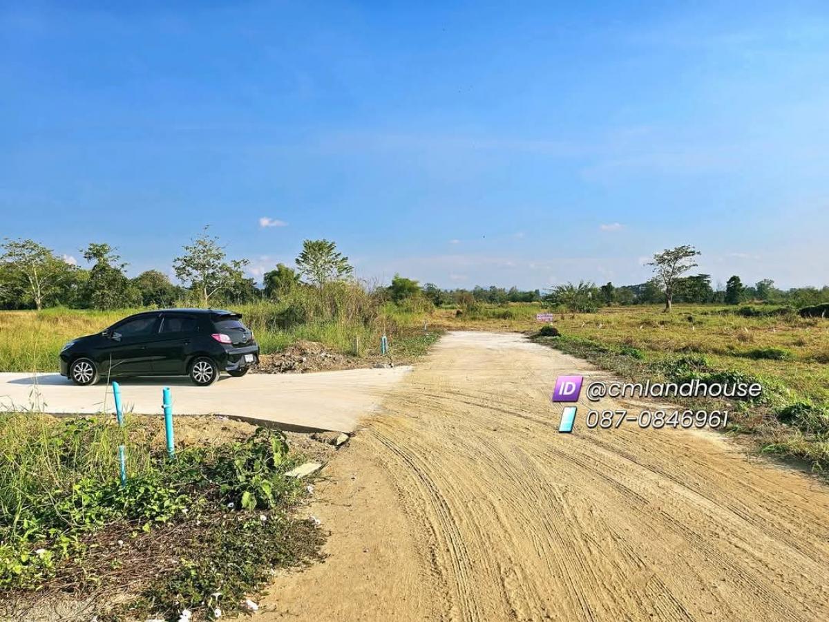 For SaleLandChiang Mai : Land 1-0-14 rai for sale, cheap price 1.99 million (4,800/sq m), Song Ban Subdistrict, Doi Saket District, near Pa Pong Guard Tower, to Central Festival Chiang Mai, only 18 km.