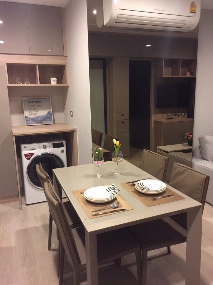 For RentCondoRama9, Petchburi, RCA : Beautiful room, very good price! 2 bedrooms, 1 bathroom, 41 sq m, high floor, beautiful view, ready for rent.