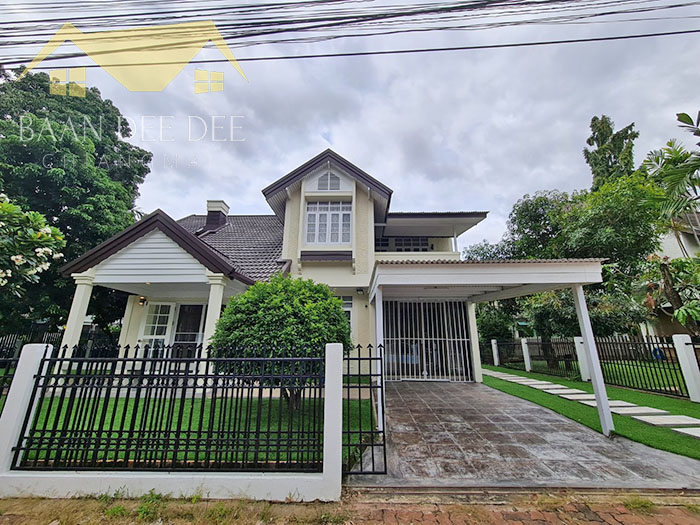 For RentHouseChiang Mai : Luxury house for rent near Nimmanhaemin and Maya, No.1H224