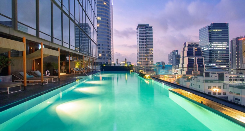 For RentCondoSathorn, Narathiwat : LTHC11524 - The Ritz-Carlton Residences FOR RENT Size 183 sqm. 3 beds 5 baths Near BTS Saladaeng Station ONLY 270K/Month