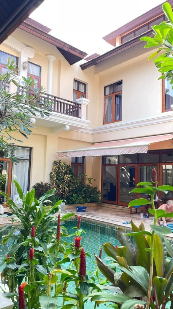 For SaleHousePattaya, Bangsaen, Chonburi : 2 Story House for sale near the Beach