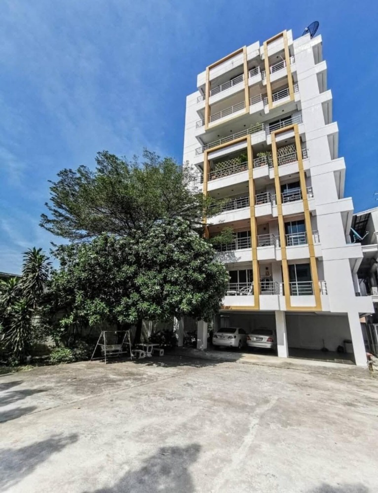 For RentCondoWongwianyai, Charoennakor : LTH11525 - Private Condominium FOR RENT Size 200 sqm. 2 beds 2 baths Near BTS Wongwian Yai Station ONLY 40K/Month