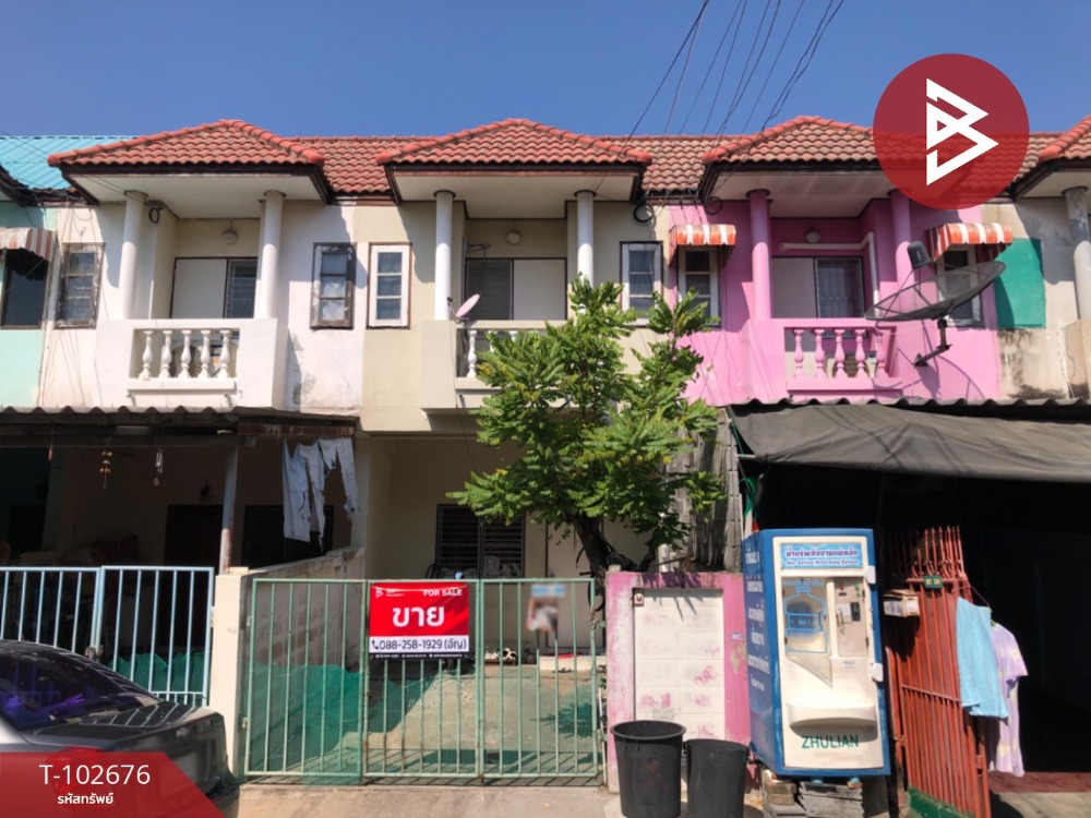 For SaleTownhousePathum Thani,Rangsit, Thammasat : Townhouse for sale, Kritsana Village 2, Sam Khok-Pathum Thani, ready to move in