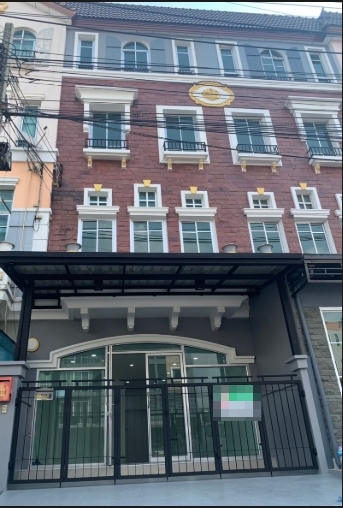 For SaleShophouseNawamin, Ramindra : Commercial building for sale, 4 floors, area 18.2 sq w, 4 bedrooms, 4 bathrooms, Panya Inthra Road, Bang Chan Subdistrict, Khlong Sam Wa District, Bangkok, Sathit Phatthana School and many other places, universities and tourism colleges, fresh markets, fa