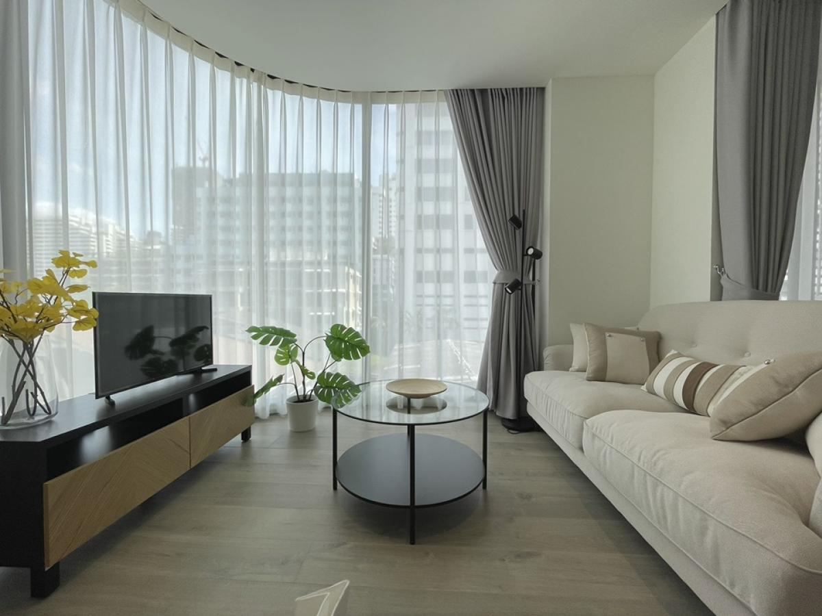 For RentCondoSukhumvit, Asoke, Thonglor : Fynn Asoke Bangkok City Center Beautiful 2 Bedrooms 2 Bathrooms/With Bathtub/For Rent
Area: 56 square meters
Floor: 4
Unit: 2 Bedrooms 2 Bathrooms
Rent: 55,000 baht/month, annual rent, deposit 2 and pay 1