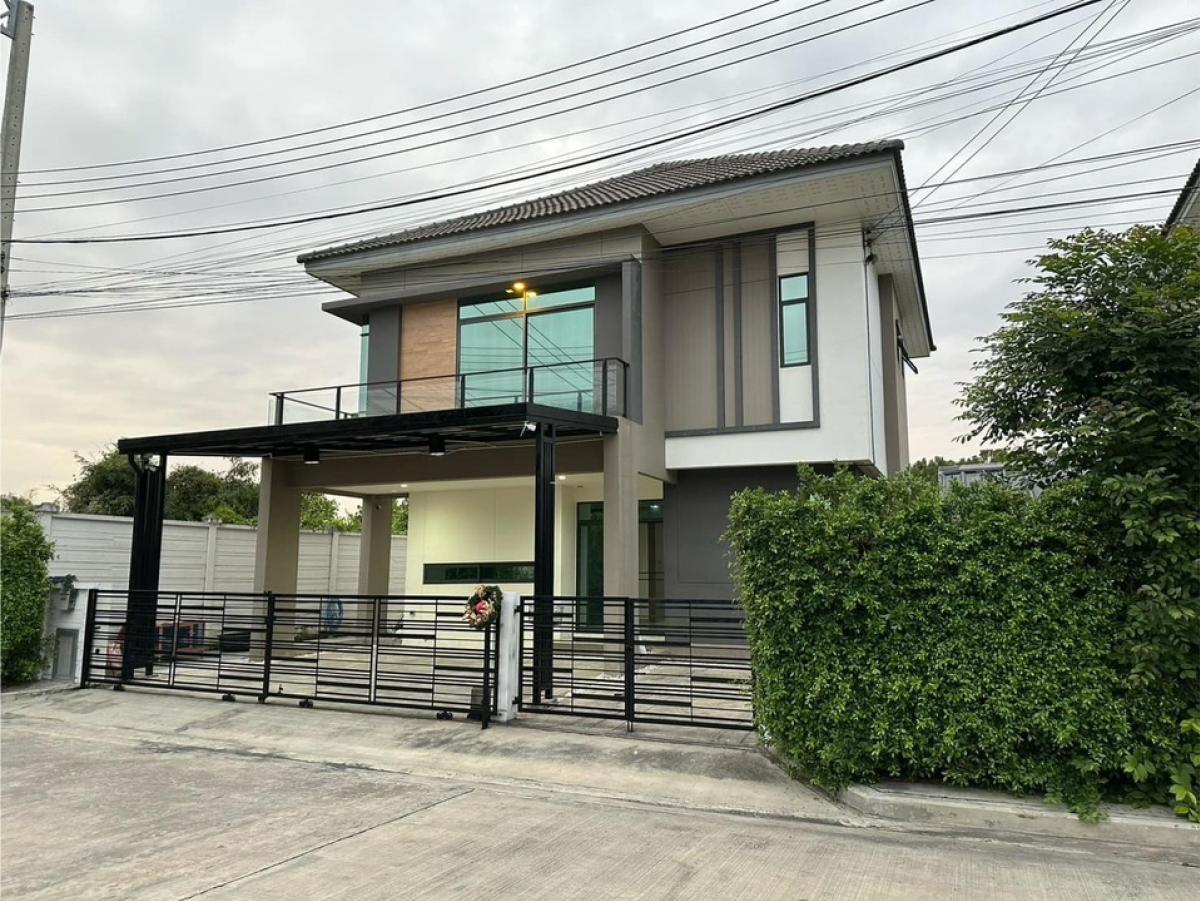 For SaleHouseChaengwatana, Muangthong : Urgent sale, single house, Esgate Premium Village, Chaeng Watthana-Chaiyaphruek