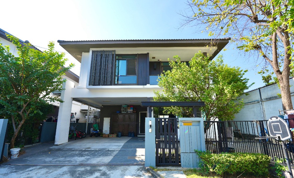 For SaleHouseNawamin, Ramindra : Single house for sale, Manthana Ramintra-Wongwan, land size 69.9 square wah, corner house near BTS Khubon, price 7,900,000 baht