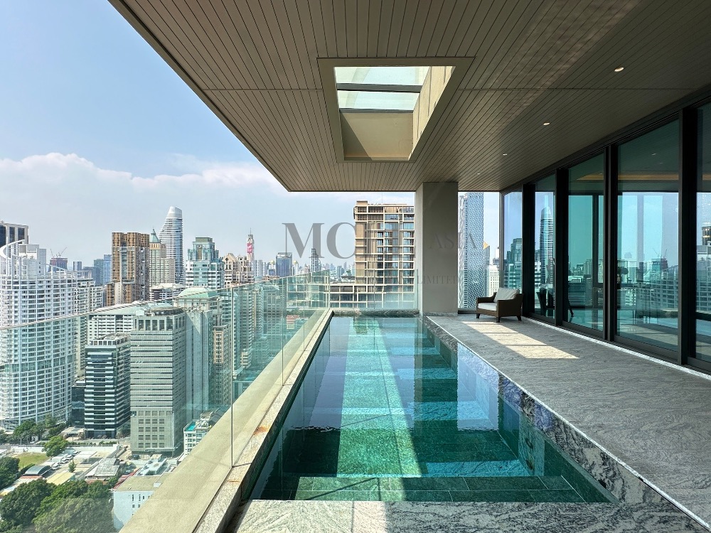 ขายคอนโดวิทยุ ชิดลม หลังสวน : Exquisite 4 Bedroom Penthouse With Private Pool