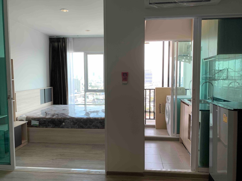 For RentCondoBangna, Bearing, Lasalle : For rent: New Regent Bangna Condo, ready to move in, BTS Bangna 400 meters, Building A, D, high floor, fully furnished