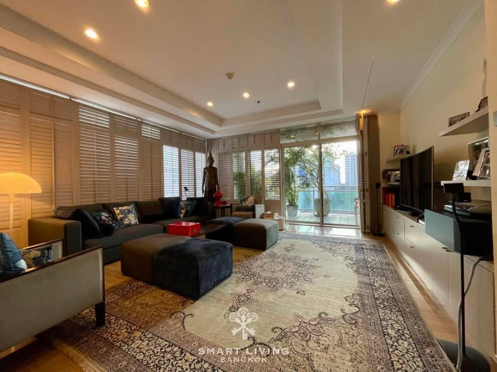 For RentCondoWitthayu, Chidlom, Langsuan, Ploenchit : For rent Baan Ratchadamri 3 bedrooms, fully furnished, beautifully decorated, convenient transportation, near BTS Ratchadamri, ready to move in