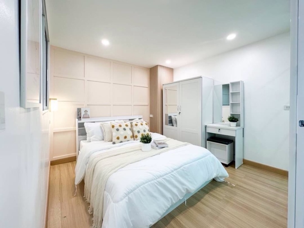 For SaleCondoChaengwatana, Muangthong : ME-266 Large condo for sale in Ngamwongwan area, Darat Condo, Nonthaburi, renovated the entire room, brand new.