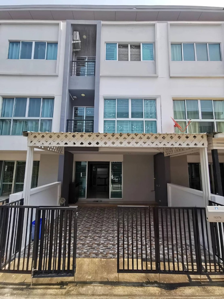 For SaleTownhouseSamut Prakan,Samrong : Townhouse for sale ✅ Lumpini Town Ville Village, Srinakarin-Bearing ✅ Ready to sell immediately, Mr. Phat 093-5462979