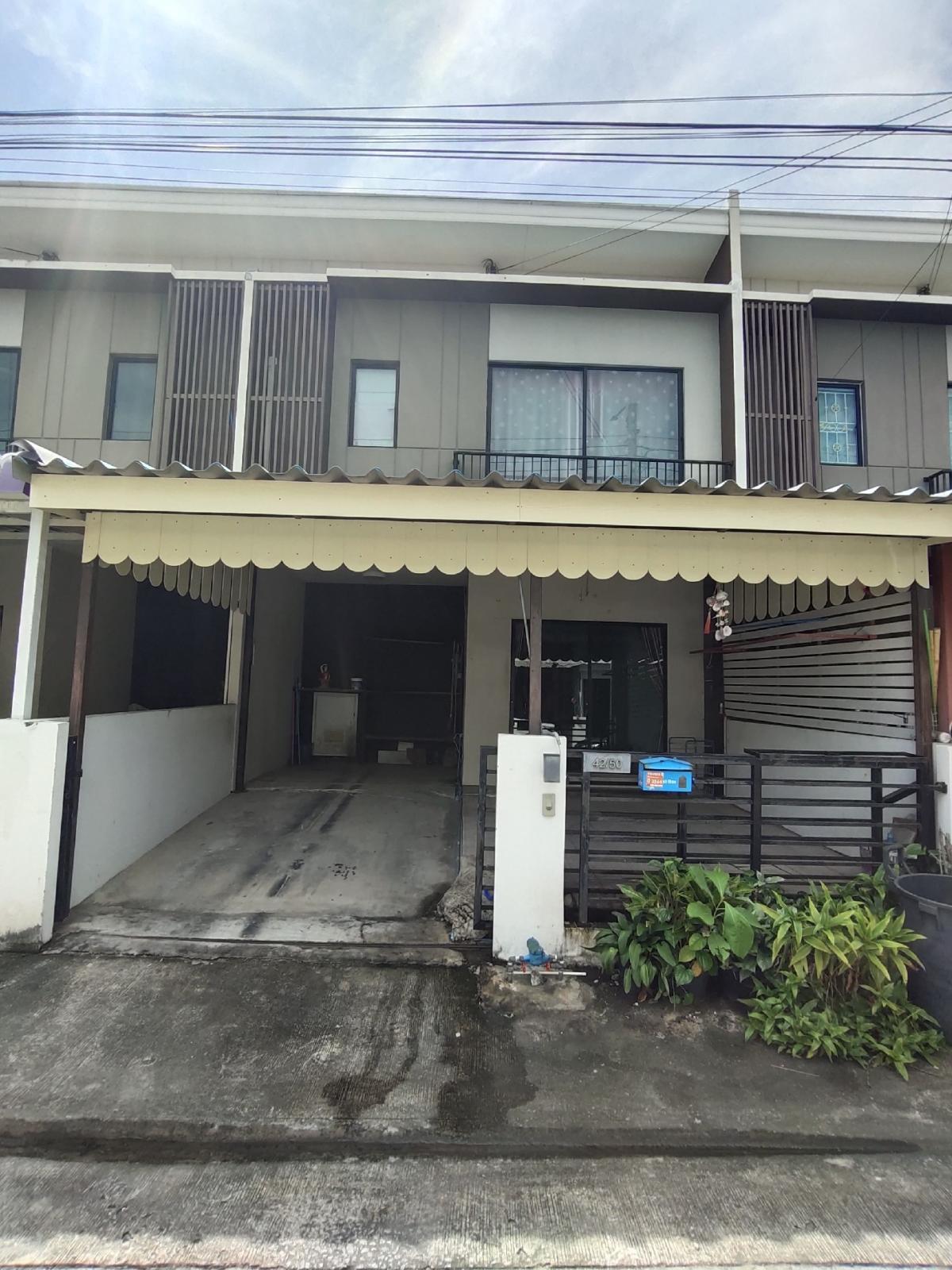 For RentTownhouseLadkrabang, Suwannaphum Airport : For sale or rent, 2-storey townhouse, 18 sq m., The Connect Suvarnabhumi Village, Soi King Kaew 37, Phase 3, King Kaew Road