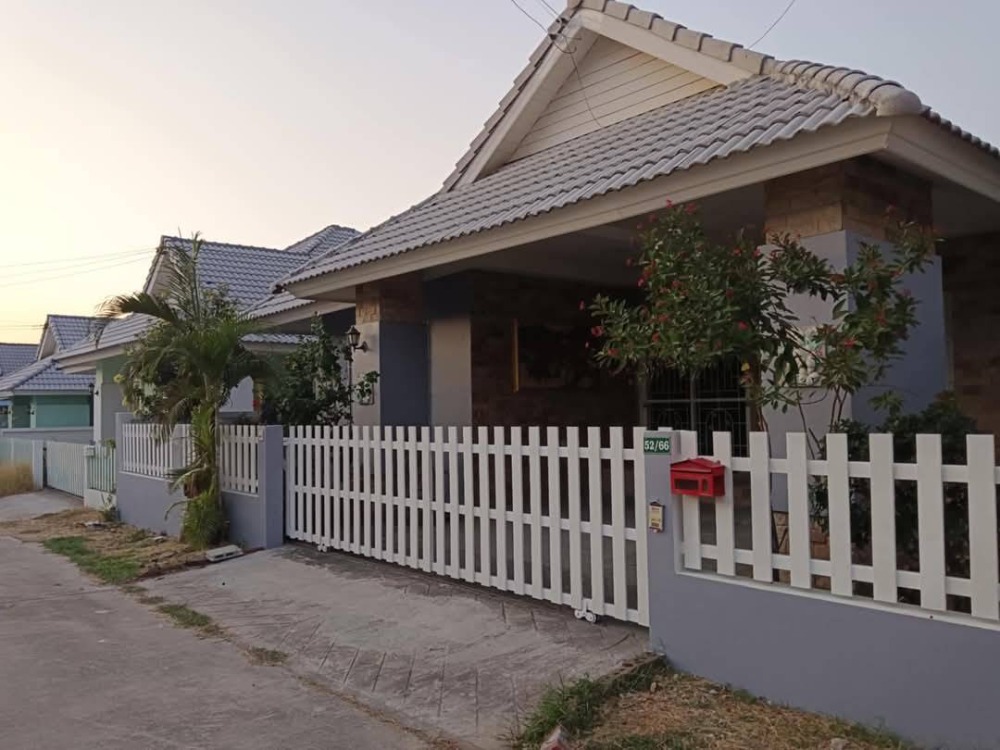 For SaleHousePattaya, Bangsaen, Chonburi : Single-storey house for sale, Pattaya Village Village👉 If interested, add Line Wowalan4289