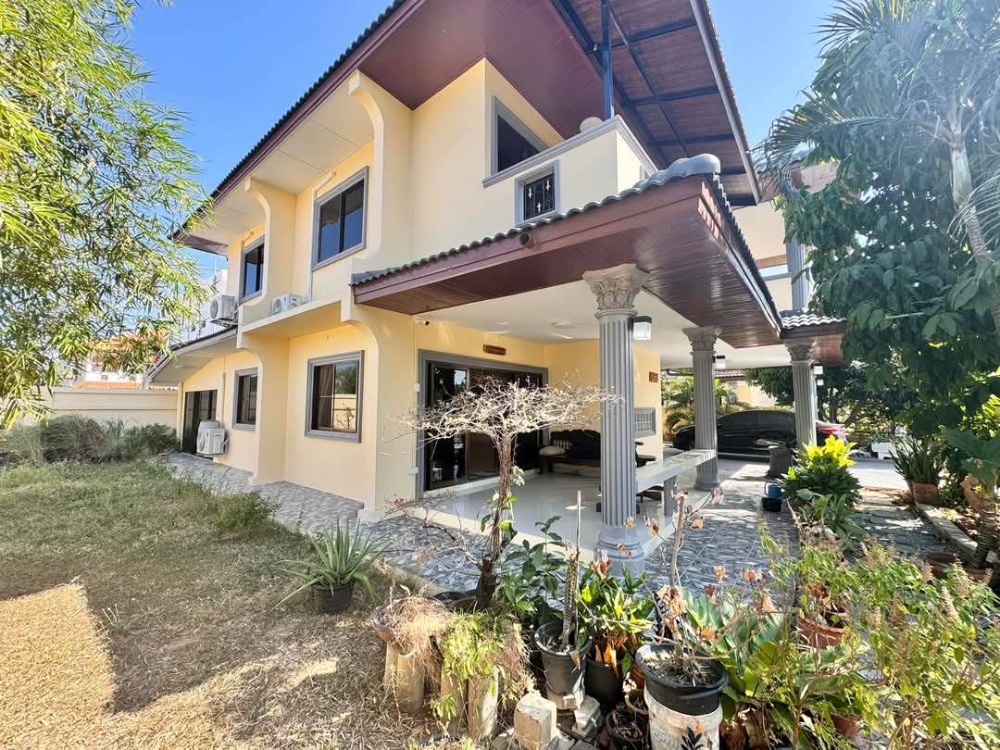 For SaleHousePattaya, Bangsaen, Chonburi : 2-story detached house for sale near the sea, Jomtien Beach, Pattaya 👉 If interested, add Line Wowalan4289