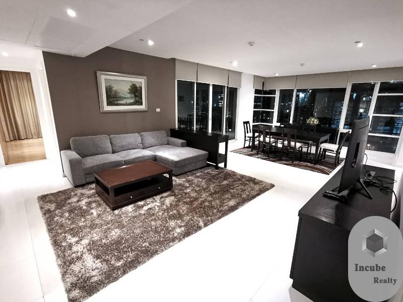 For RentCondoSukhumvit, Asoke, Thonglor : Condo For Rent Fullerton 3 Bedroom 3 Bathroom 170 sqm