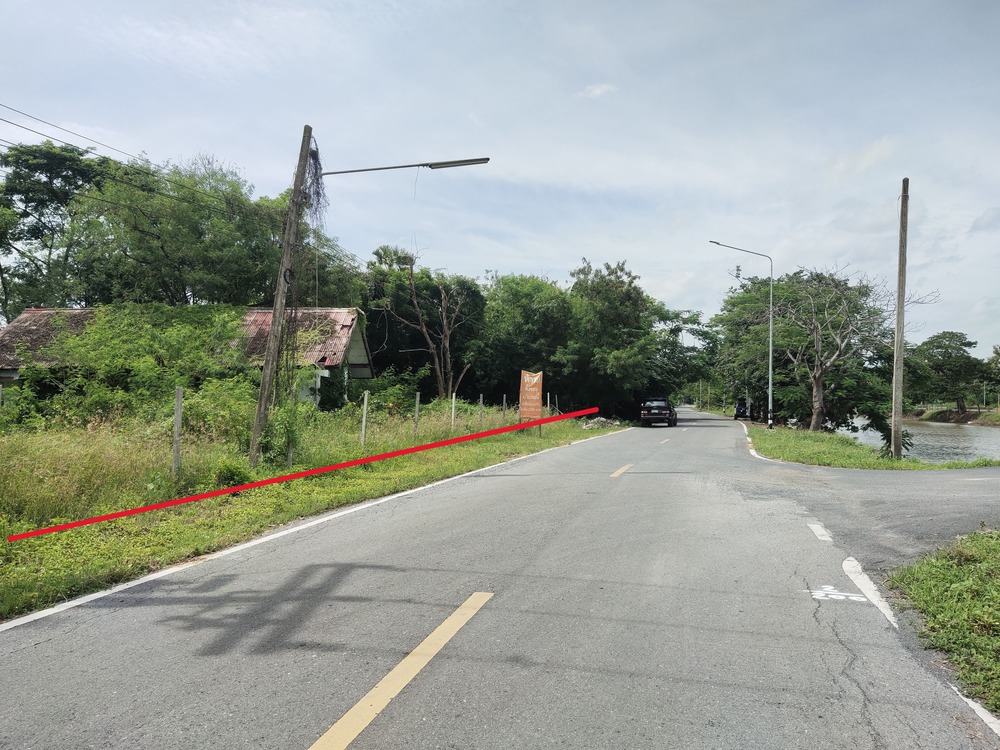 For SaleLandPathum Thani,Rangsit, Thammasat : Land for sale, 47 rai, filled in the whole plot, front facing Khlong Chet Road, back facing the canal, rectangular shape