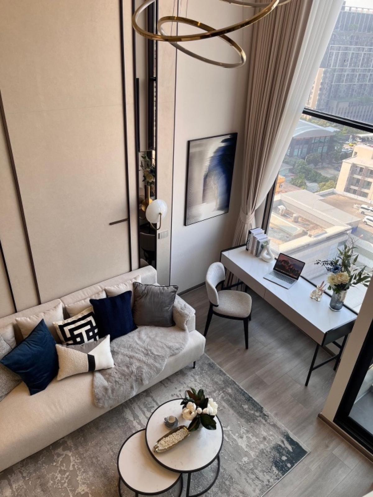 For SaleCondoRatchadapisek, Huaikwang, Suttisan : Decorated room, beautiful view, ready to move in, in the heart of Huai Khwang, the center of luxury🎁🎄