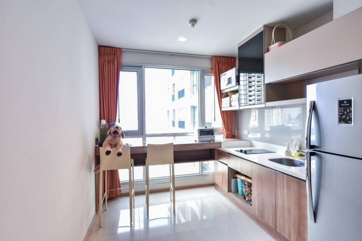 ให้เช่าคอนโดสาทร นราธิวาส : 🌿🏠 For rent , Rhythm sathorn 45 sqm.