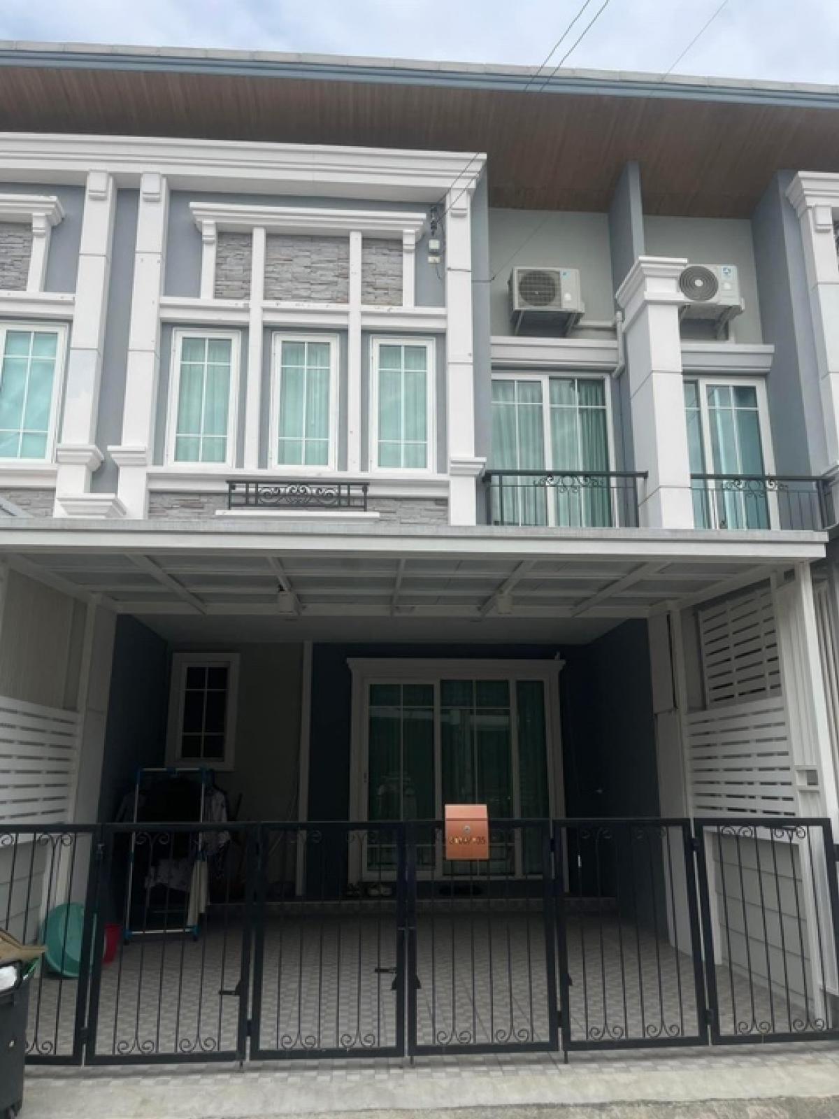 For RentTownhouseSamut Prakan,Samrong : Townhouse for rent, 2 floors, ready to move in, Golden Neo Sukhumvit-Lasalle (Sukhumvit 113), fully furnished