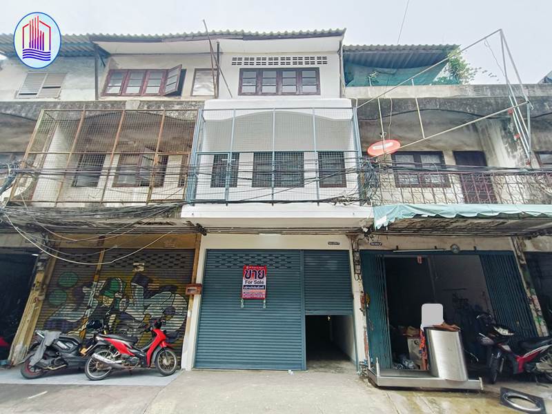 For SaleShophouseSamut Prakan,Samrong : For sale: 2.5-storey commercial building, Soi Yu Suk 23, Bang Muang, Samut Prakan