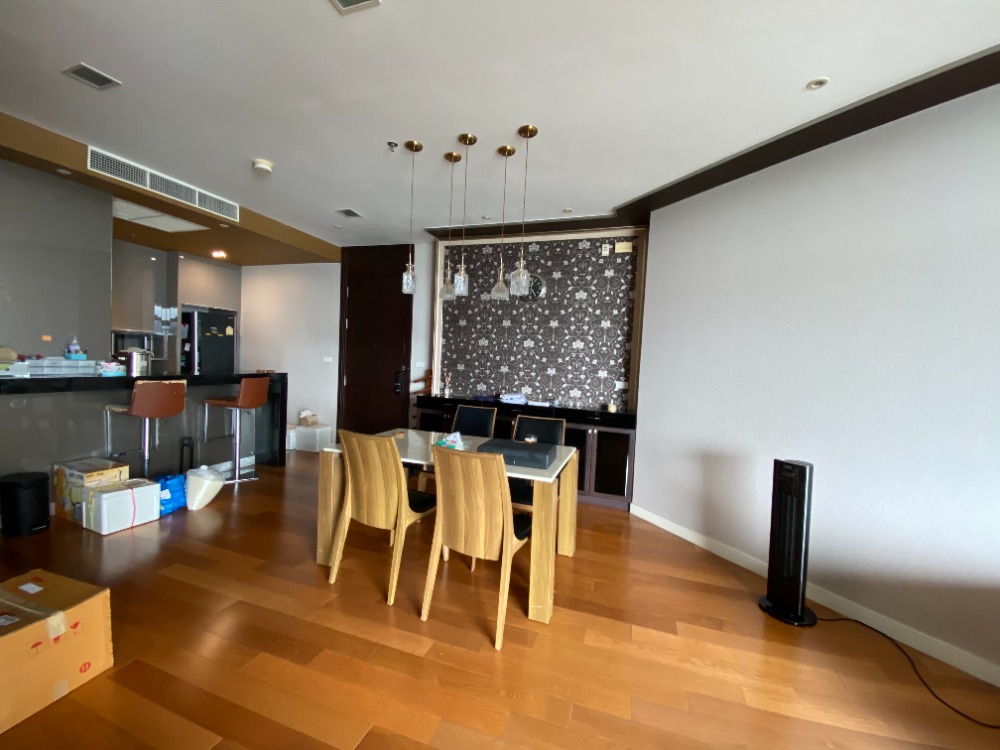 ขายคอนโดสาทร นราธิวาส : 2beds 2baths 122.79qm nearby Shrewsbury School for sale