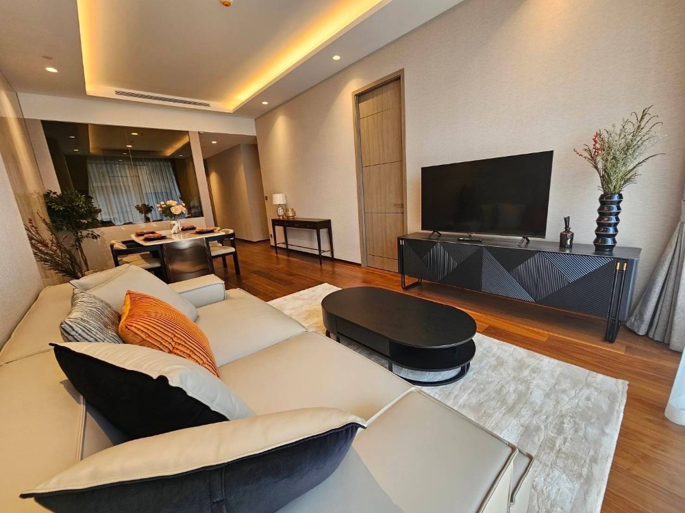 ให้เช่าคอนโด : LTHC11542-The Estelle FOR RENT Size 93 sqm. 2 beds 2 baths Near BTS Phrom Phong Station ONLY 120K/Month