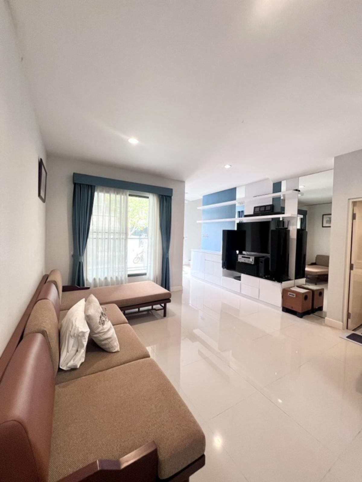 For RentHouseSamut Prakan,Samrong : 📣 Rent a modern style house, good location, 3 bedrooms, 2 water 💝pleno Sukhumvit-Bangna 📍 Near Mega, Bang Na 5 minutes 🚩 (can pass through many ways)