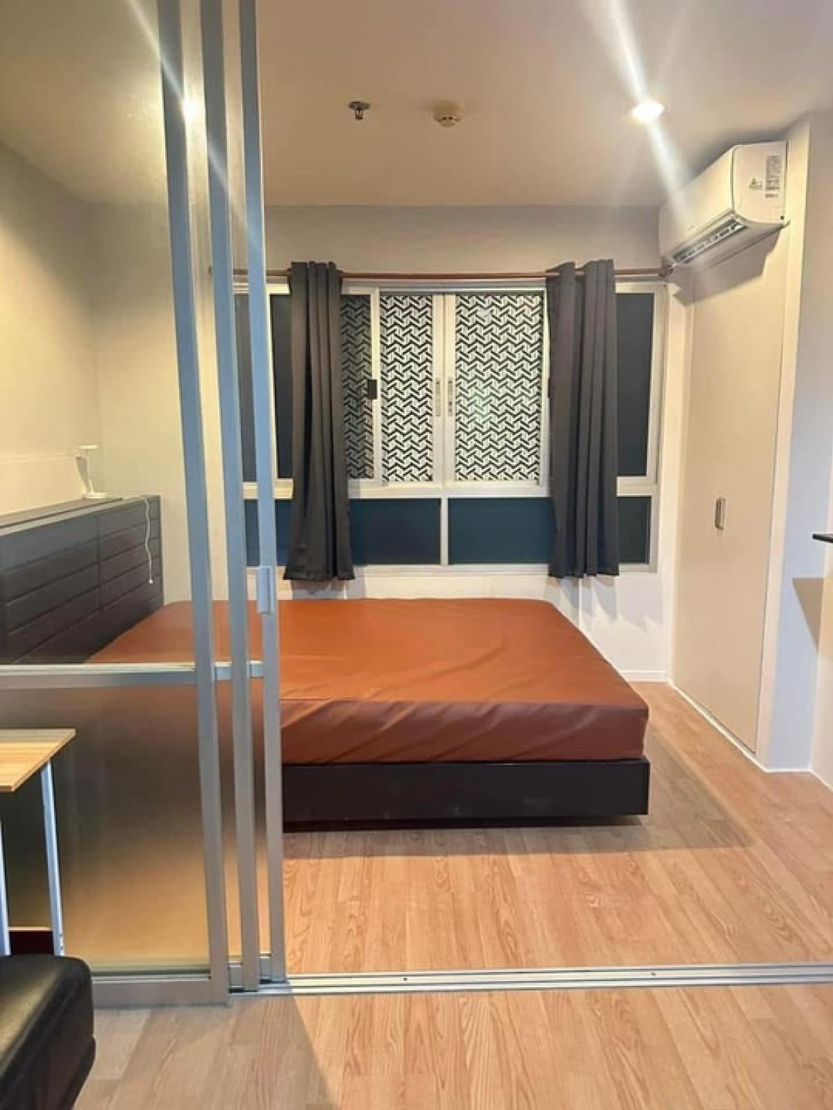 For RentCondoRamkhamhaeng, Hua Mak : Condo for rent: Lumpini Ville Ramkhamhaeng 60, room size: 23 sq m., price: 7,500 baht, near station: MRT Lam Sali Intersection