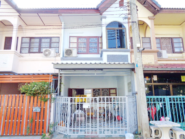 For SaleTownhouseNawamin, Ramindra : 🚩H1229 Urgent sale, townhouse, Jinda Town Village, Soi Khubon 27, Ram Intra, Km. 8) Beautiful house ready to move in, road in front of the house 10 meters wide