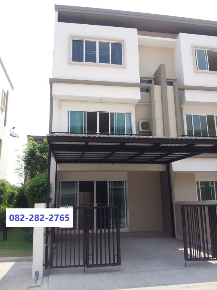 For SaleTownhouseOnnut, Udomsuk : Corner house 21.6 sq m, 3 bedrooms, 3 bathrooms, 3-storey townhouse, Lumpini Town Place Sukhumvit 62