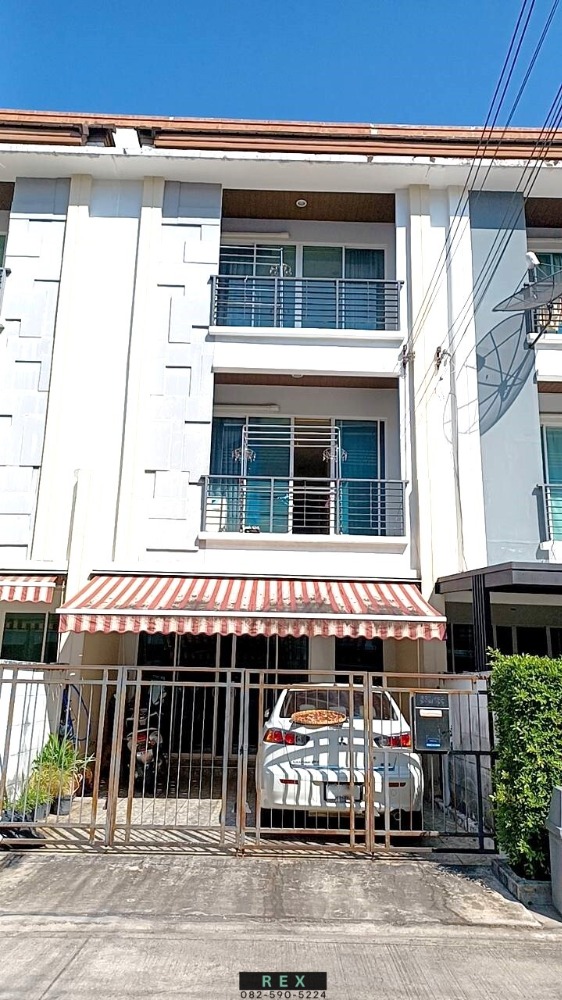 For SaleTownhouseRatchadapisek, Huaikwang, Suttisan : Townhouse for sale, Baan Klang Muang, Ratchada 36 - 3 floors, 3 bedrooms, near Ratchada Criminal Court, Ratchada-Lat Phrao intersection