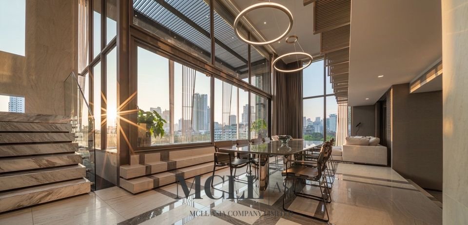 For SaleCondoSukhumvit, Asoke, Thonglor : Incredible Top Floor Penthouse Private Pool Located In The Heart Of Bangkok