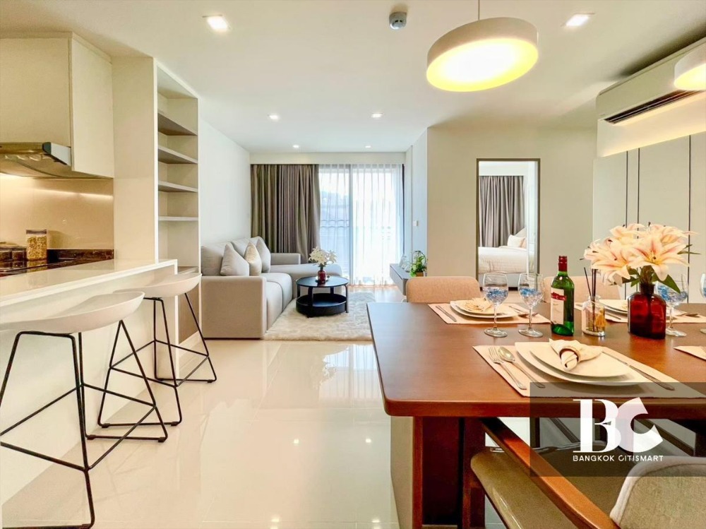 For SaleCondoSukhumvit, Asoke, Thonglor : A luxurious condominium in a prime location in the heart of Thonglor, under the concept of Maximizing Space, luxurious in every detail, complete with free furniture.